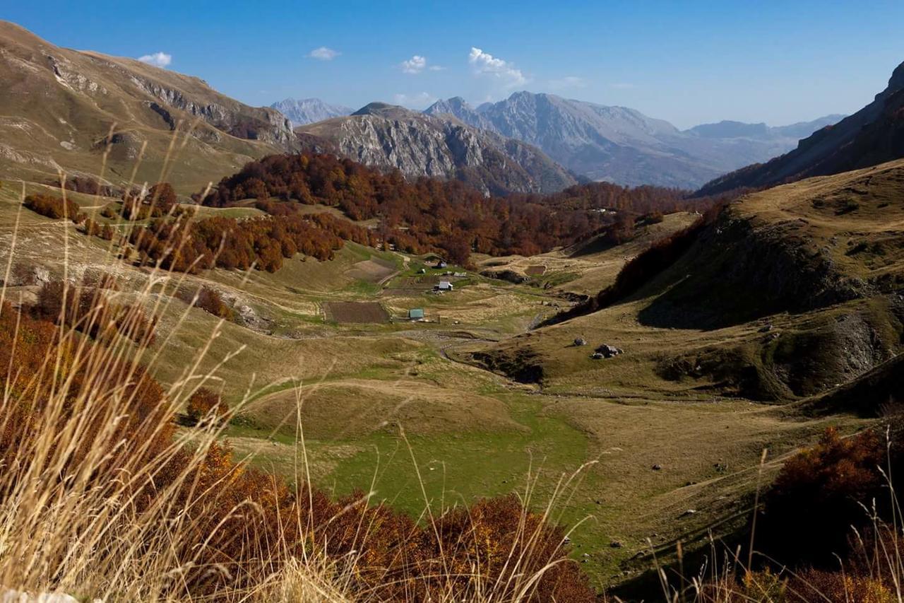 Apartman Kosuta 2 Tjentiste Buitenkant foto